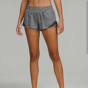 Lululemon Hotty Hot Shorts 2.5” Low Rise